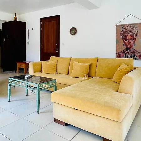 Pepper House With Pool بيت للعطل