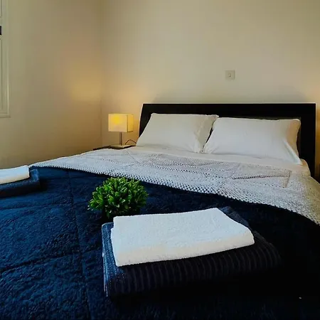 Pepper House With Pool Nyaraló