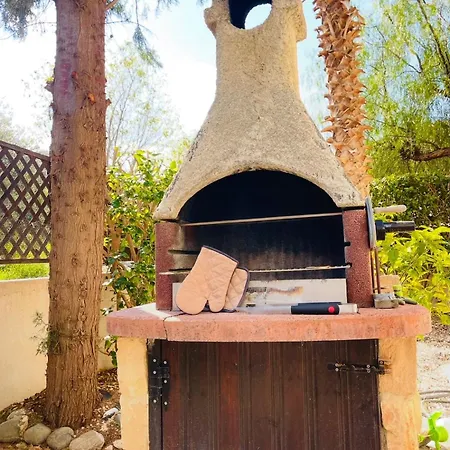 Holiday home Pepper House With Pool Argaka