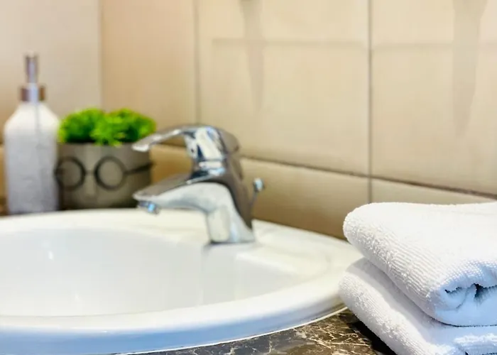 Pepper House With Pool