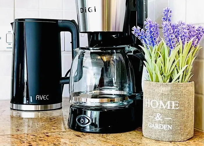 Semesterbostad Pepper House With Pool