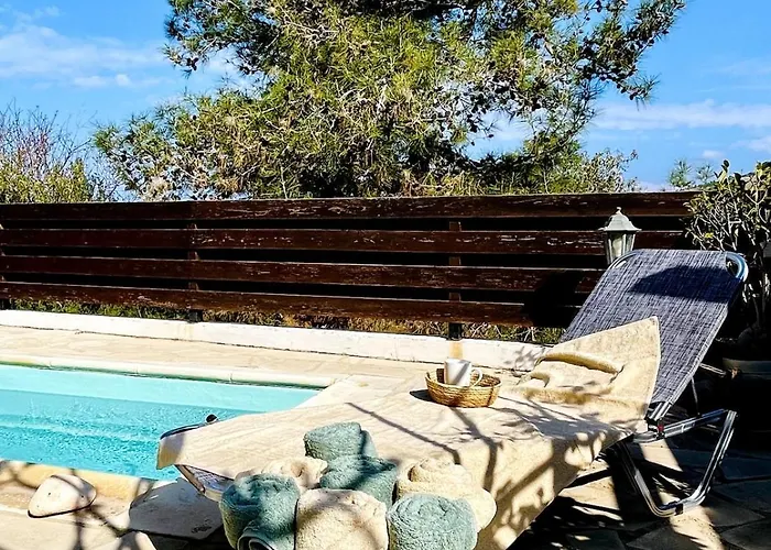 Сasa de vacaciones Pepper House With Pool